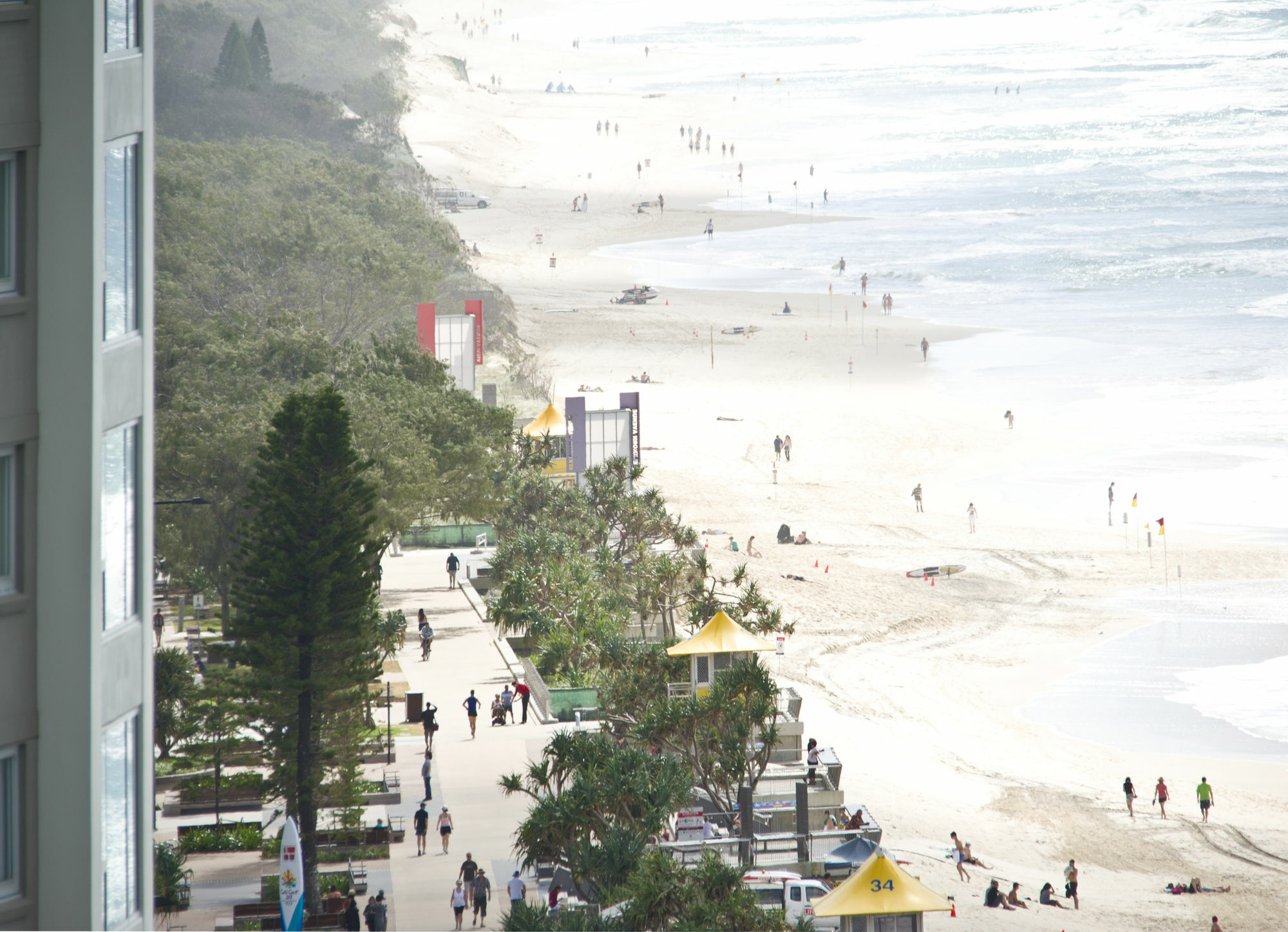 Berkeley On The Beach Gold Coast Exterior foto